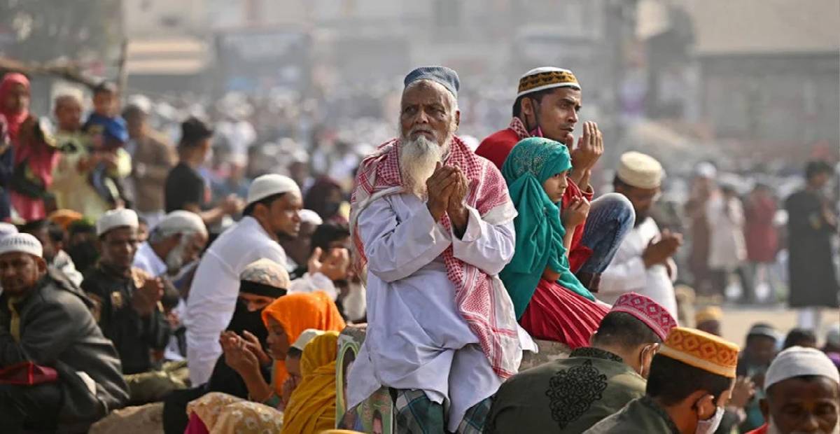আখেরি মোনাজাতে শেষ হলো ৫৮ তম বিশ্ব ইজতেমার প্রথম ধাপ
