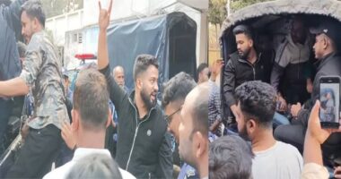 নরসিংদীতে ‘জয় বাংলা’ স্লোগান দিয়ে প্রিজন ভ্যানে নিষিদ্ধ সংগঠনের ১০ জন