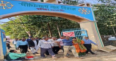 দীঘিনালা বন বিহারে রিজিয়ন কমান্ডার শরীফ মোঃ আমান হাসানের শুভেচ্ছা বিনিময়