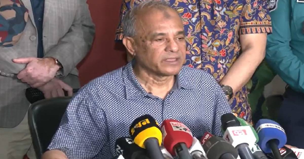 দেশকে অস্থিতিশীল করার চেষ্টা করছে আ’লীগের দোসররা: স্বরাষ্ট্র উপদেষ্টা