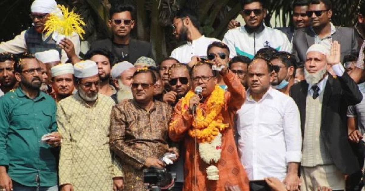 বিএনপি নেতা দাউদার মাহমুদের সংবর্ধনায় জনতার ঢল
