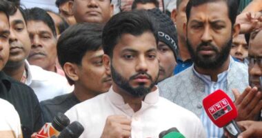 আ.লীগের পলাতক নেতাদের প্ররোচনার ফাঁদে  না পড়ার অনুরোধ ইশরাকের