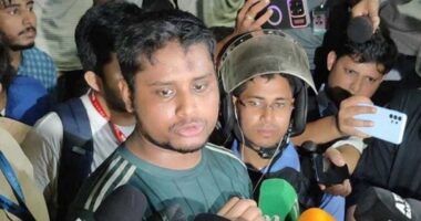 কিছুদিন পর দেখব খুনিরা বাইরে, বিপ্লবীরা জেলে : হাসনাত