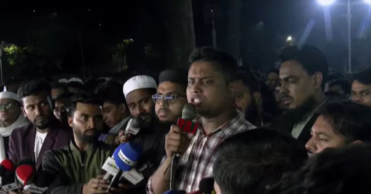 যে নৌকা ডুবে গিয়েছে সেটি বাংলাদেশে আর কখনোই ভাসবে না : হাসনাত