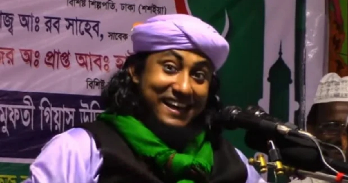 বিতর্কিত বক্তা তাহেরীর আসার খবরে গ্রামবাসীর মধ্যে সংঘর্ষ, আহত ১০