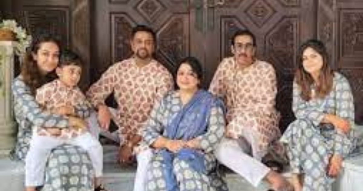 সাবেক এমপি শামীম ওসমান ও তার স্ত্রী এবং ২ ছেলেমেয়ের দেশত্যাগে নিষেধাজ্ঞা