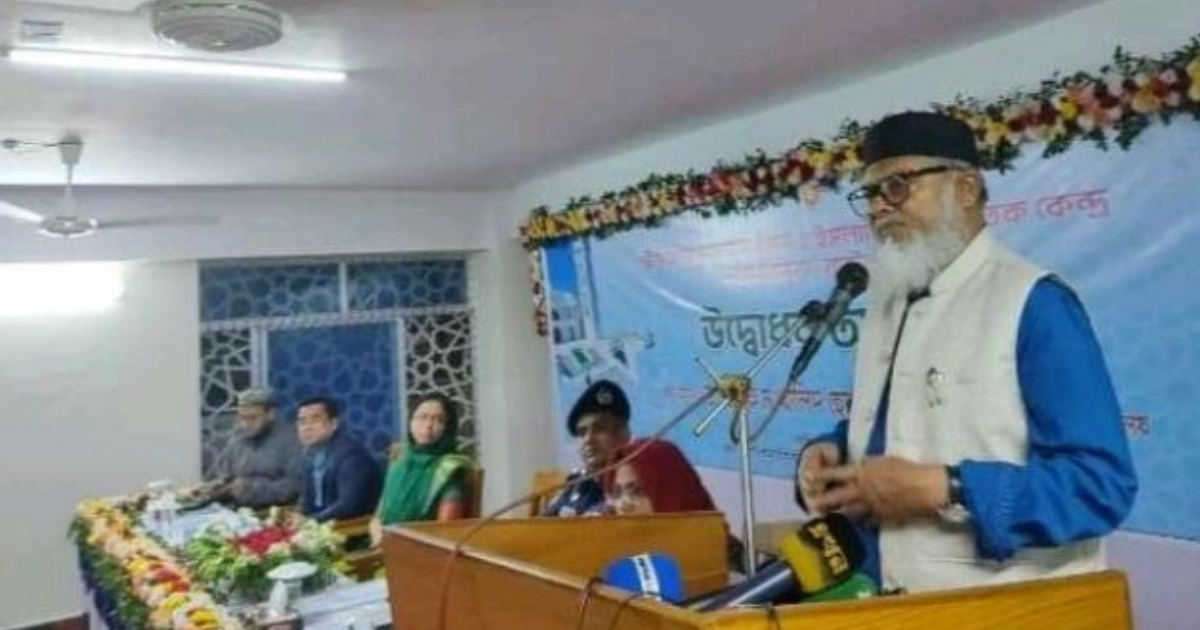 দেশের কোন মসজিদ-মন্দির-উপাসনালয়ে হামলা হলে ছাড় দেয়া হবে না- নাটোরে ধর্ম উপদেষ্টা