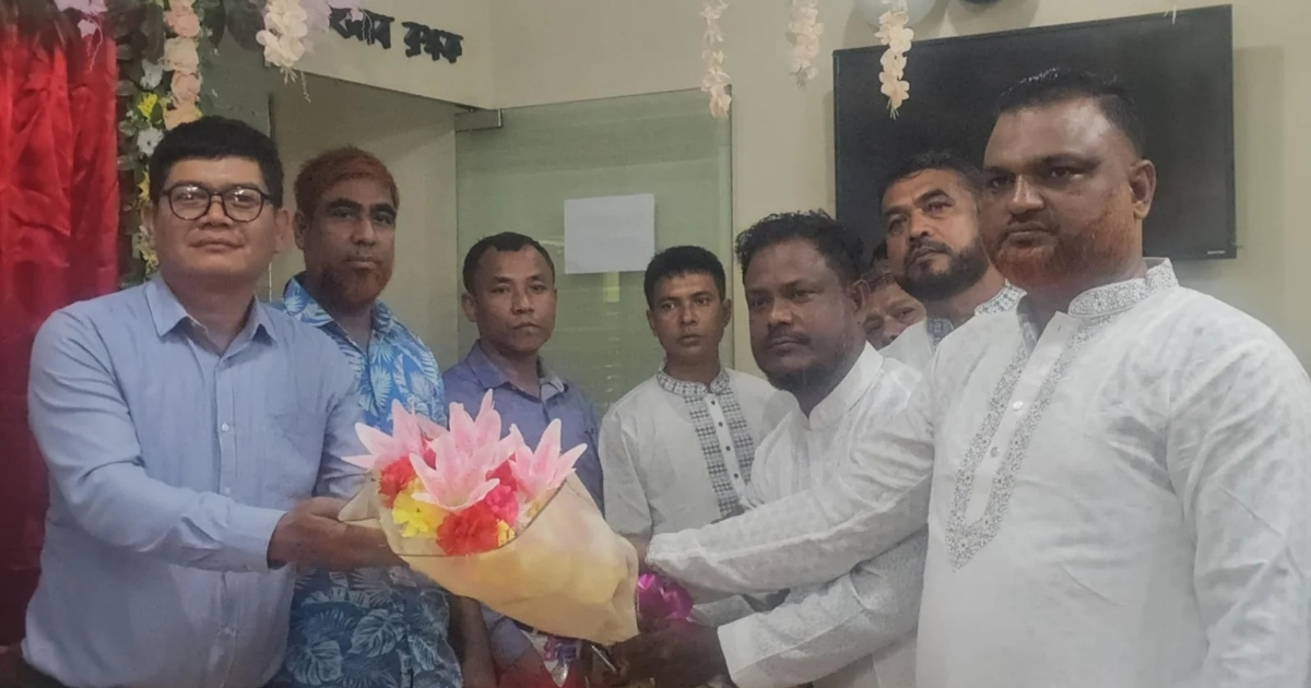 দীঘিনালায় কাঠ ব্যবসায়ী সমবায় সমিতির শপথ গ্রহণ