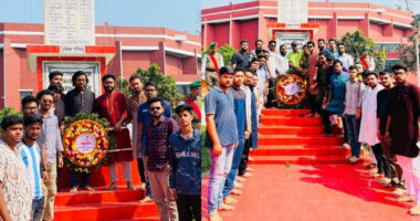 বাকৃবিতে স্বাধীনতা দিবসে ছাত্রদলের দুই গ্রুপের আলাদা শ্রদ্ধা নিবেদন