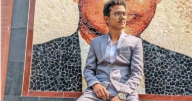 সিনিয়রকে মার*ধরের ঘটনায় ছাত্রদল নেতা বহিষ্কার