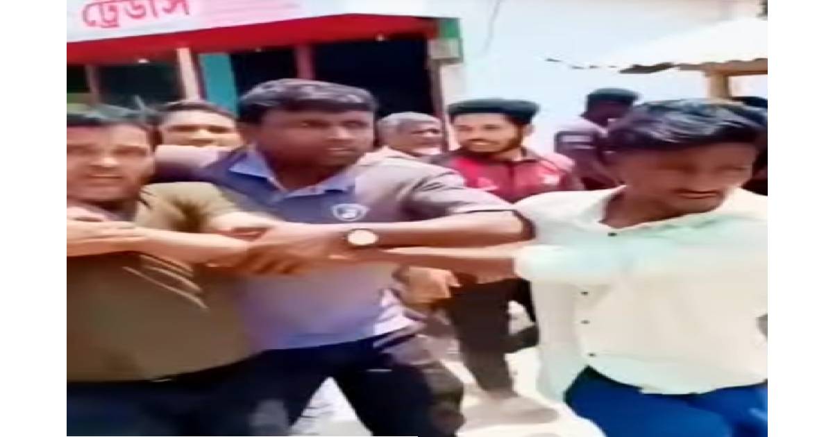 ডোমারে শিক্ষককে মিথ্যা অপবাদ দিয়ে মারধর ও হত্যাচেষ্টা, থানায় ভুক্তভোগির মামলা দায়ের