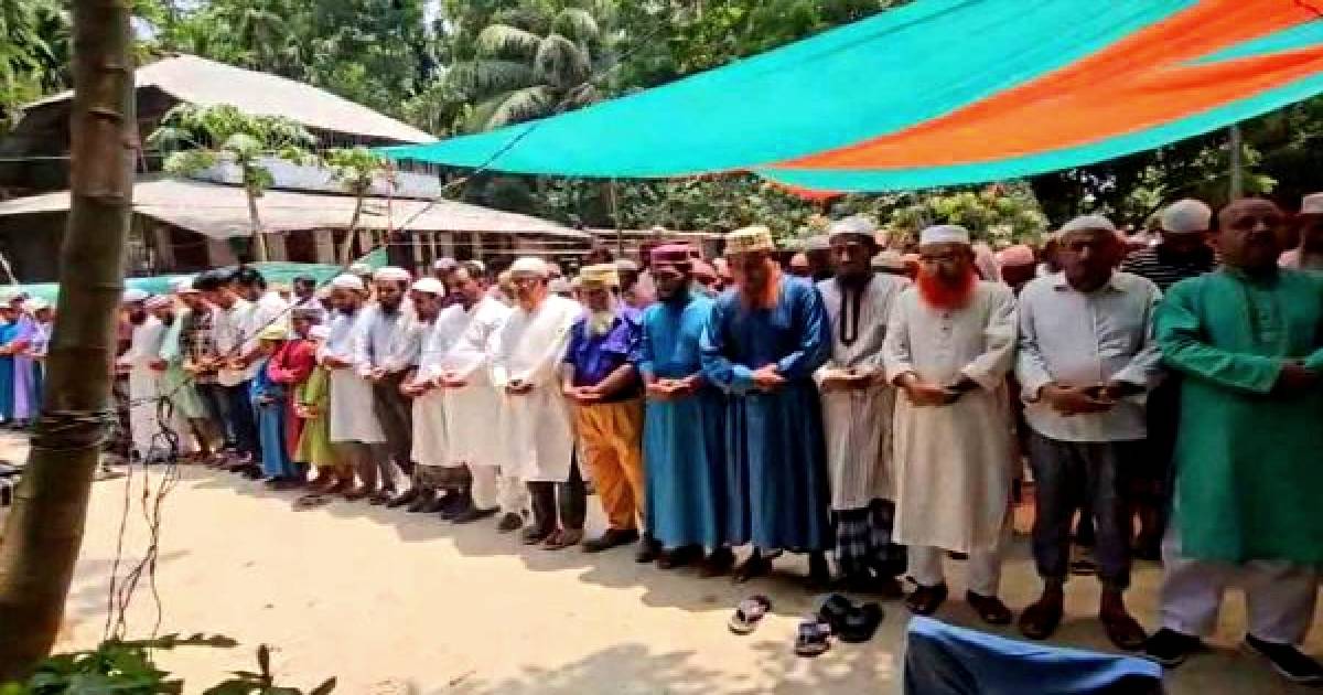 শেষ পর্যন্ত পারিবারিক কবরস্থানে শায়িত হলেন শহীদ রাব্বি মাতুব্বর