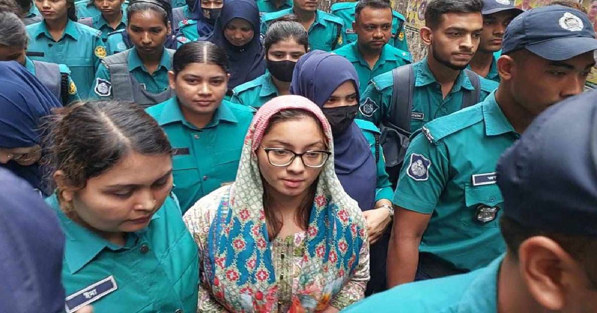 চাঁদাবাজির অভিযোগে গ্রেপ্তার মডেল মেঘনা আলম