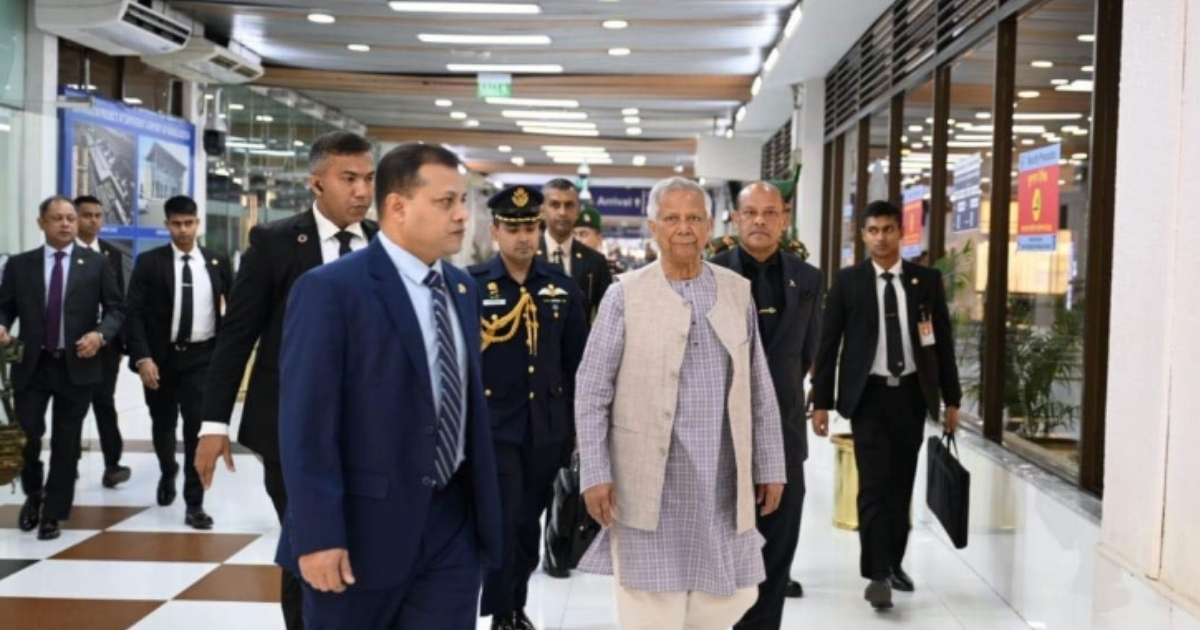 থাইল্যান্ডের উদ্দেশে ঢাকা ছেড়েছেন প্রধান উপদেষ্টা  