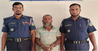 দুর্গাপুরে নিজ কন্যাকে ধর্ষণের অভিযোগে পিতা গ্রেফতার