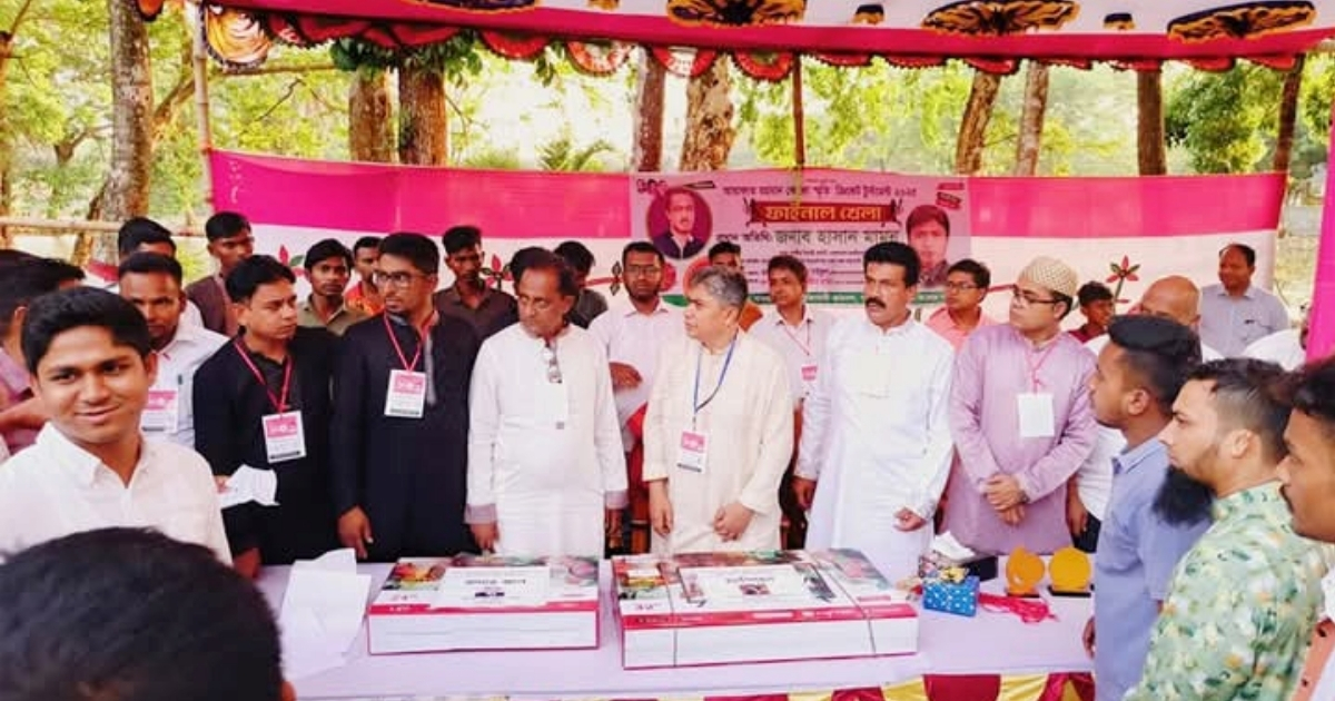 আরাফাত রহমান কোকো স্মৃতি ক্রিকেট টুর্নামেন্ট ফাইনাল খেলা ও পুরস্কার বিতরণ অনুষ্ঠান অনুষ্ঠিত