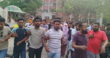 নাটোরে থানা থেকে জেলা ছাত্রদল নেতাকে ছিনতাই