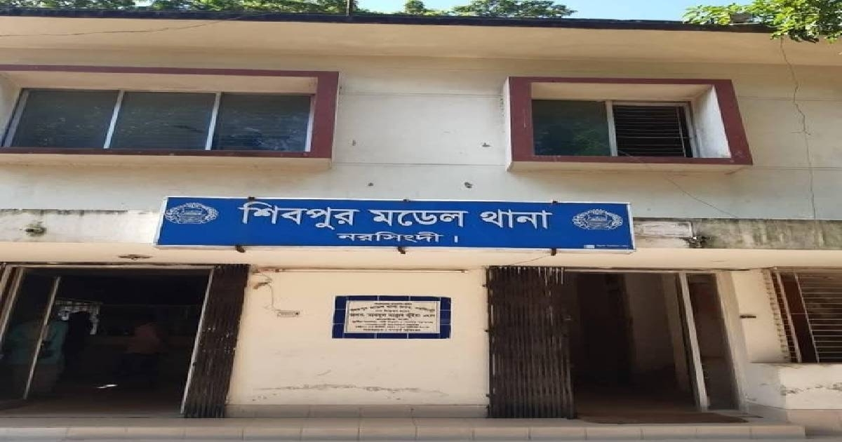 নরসিংদীতে স্ত্রীকে গলা টিপে হত্যার পর লাশ ঘরে ফেলে পালিয়েছে স্বামী
