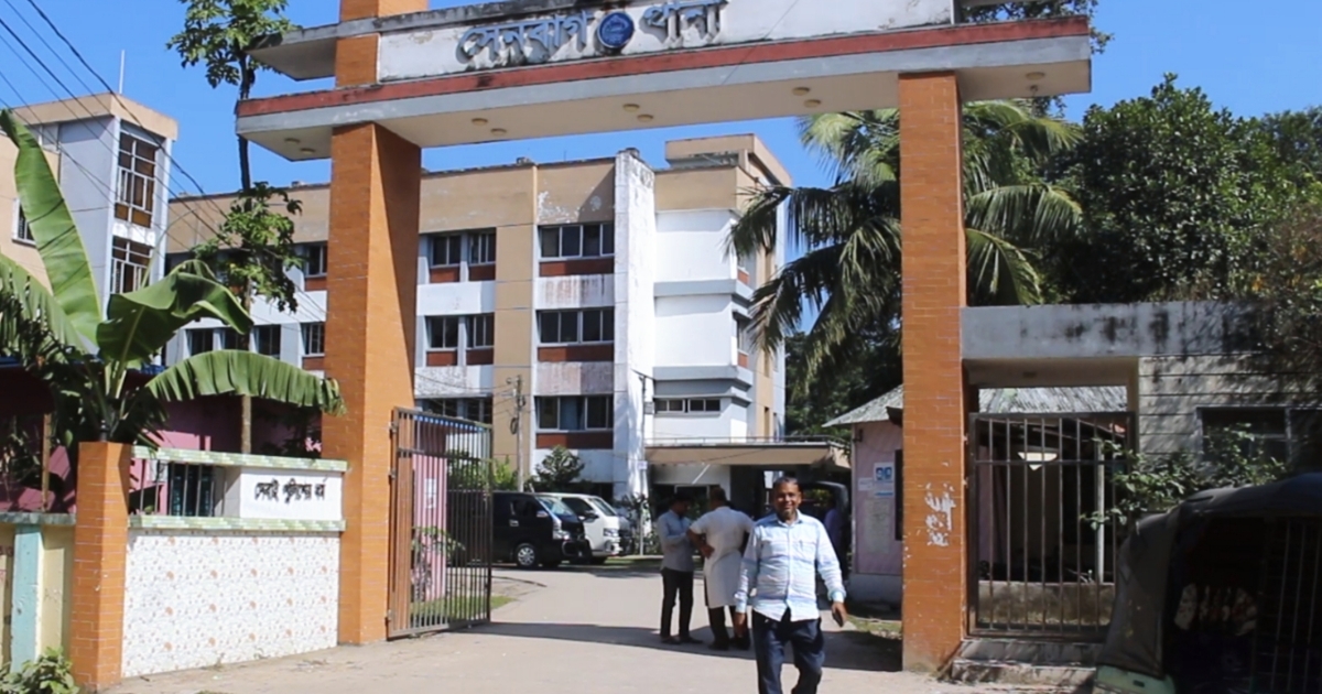 সেনবাগে যৌতুক না পেয়ে নববধূকে হত্যার অভিযোগ, স্বামী-শাশুড়ী আটক