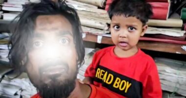 মায়ের জন্য কান্না করছিল শিশু, অপহরণকারী ভেবে বাবাকে গণপিটুনি