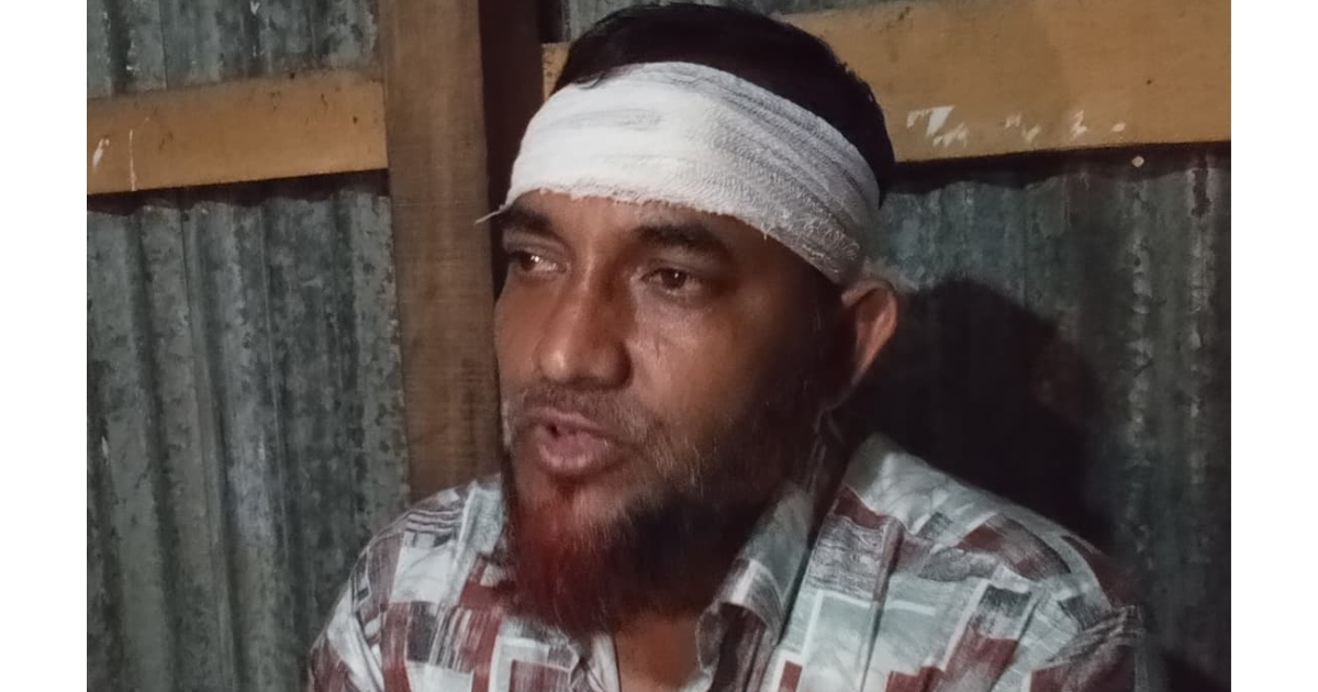 আমতলীতে শিক্ষক ও ছাত্রকে মারধর করলেন আ.লীগ নেতা