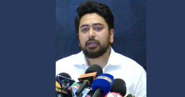 শহীদদের সাংবিধানিক স্বীকৃতি দিতে হবে : নাহিদ