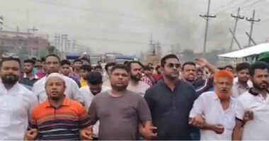 সোনারগাঁয়ে নিষিদ্ধ ছাত্রলীগের মিছিলের প্রতিবাদে বিএনপির বিক্ষোভ