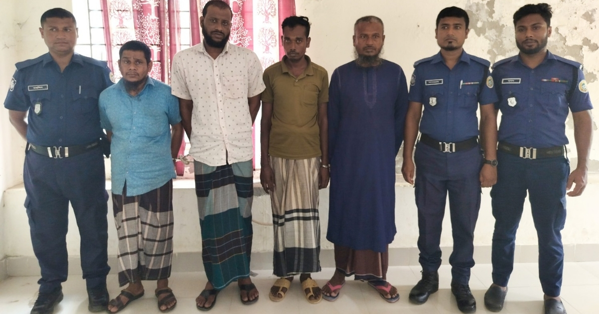 আমতলীতে ৪ ডাকাত গ্রেপ্তার