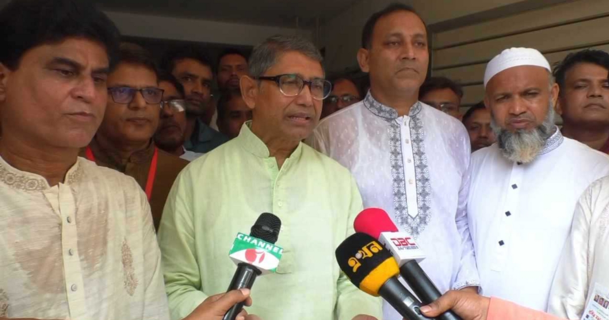 সংসদ নির্বাচন বিলম্বিত করা ৫ আগস্টের       গণঅভ্যুত্থানের সঙ্গে  বেঈমানি : আযম খান