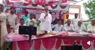 মঠবাড়িয়ায় সনাতন ধর্মাবলম্বীদের সঙ্গে বিএনপি নেতার মতবিনিময় সভা