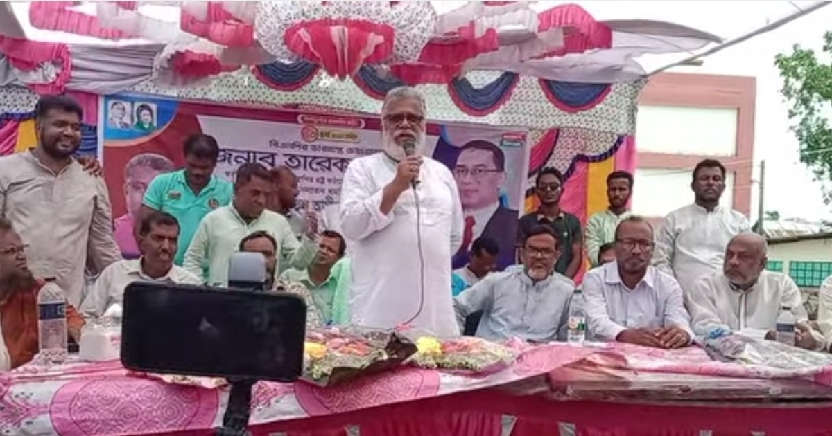 মঠবাড়িয়ায় সনাতন ধর্মাবলম্বীদের সঙ্গে বিএনপি নেতার মতবিনিময় সভা