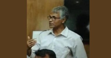 ‘হাসিনাকে খুনি বলার’ যুক্তি চেয়ে প্রশ্ন, এরপরই বহিষ্কার দীপ্ত টিভি সাংবাদিককে