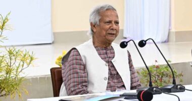 ভারত-পাকিস্তান যুদ্ধ শঙ্কার মধ্যে নিজেদেরও প্রস্তুত থাকতে বললেন প্রধান উপদেষ্টা