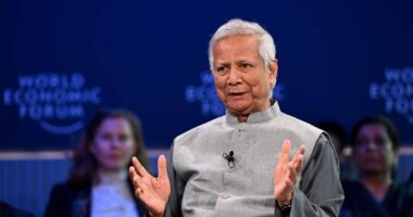 চার দিনের সফরে রাতে জাপান যাচ্ছেন প্রধান উপদেষ্টা