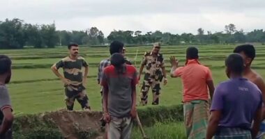 কুড়িগ্রাম সীমান্তে বিএসএফের গুলি, বিজিবির সঙ্গে প্রতিরোধে গ্রামবাসী
