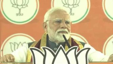 নিজের দোষ দেখুন, পশ্চিমবঙ্গের পাওনা টাকা দিন: মোদিকে-মমতা