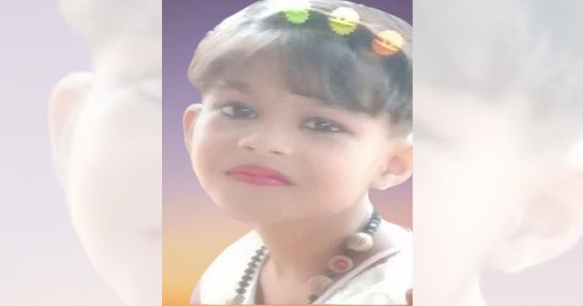 নাটোরে ঝড়-বৃষ্টিতে বাড়ির ইটের দেয়াল ধসে কেড়ে নিল শিশুর প্রাণ