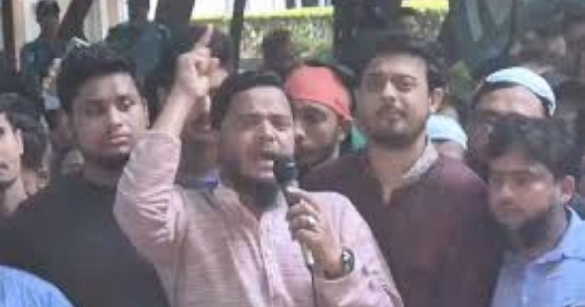 রাতে শিবির মাঠে নামায় পাল্টে গেল দৃশ্যপট