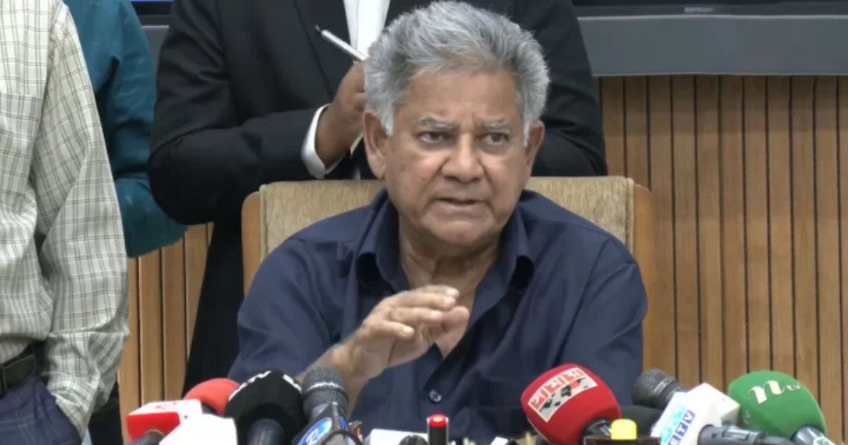 নীতিনির্ধারকরা শিল্প কলকারখানার মালিক হওয়ায় শ্রমিকেরা অধিকার বঞ্চিত : উপদেষ্টা সাখাওয়াত