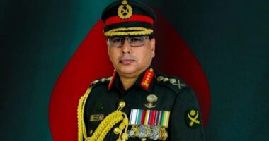 রাষ্ট্রীয় সফরে কাতার গেলেন সেনাপ্রধান