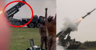 'নারায়ে তাকবির' বলে ভারতে মিসাইল হামলা