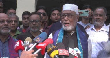 নিষিদ্ধ ঘোষণা করলেই দল বিলুপ্ত হয় না,আ.লীগ কচু পাতার পানি না : কাদের সিদ্দিকী