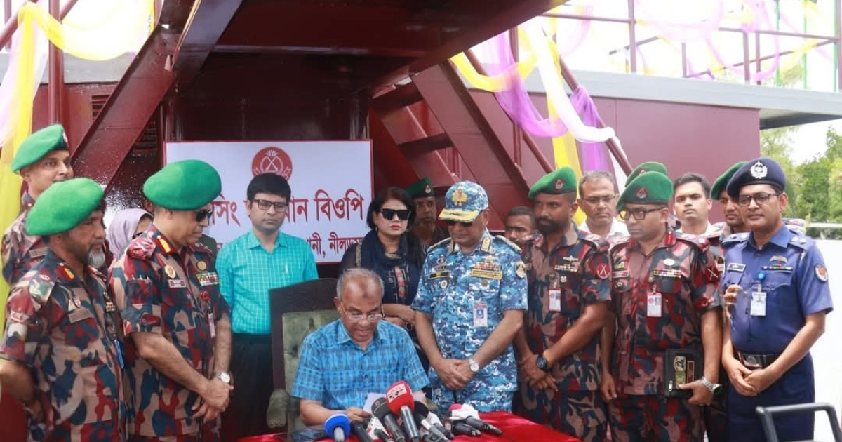 বয়েসিং ভাসমান বিওপি উদ্বোধন  করেন : স্বরাষ্ট্র উপদেষ্টা