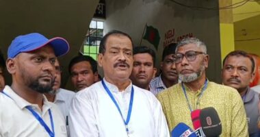 বিএনপি ঘরে বসে থাকলে আগামী দেড়শ বছরেও হাসিনার পতন হতো না : খায়ের ভূঁইয়া