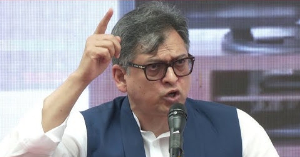 আমরা পদত্যাগ চাইনি,কিন্তু সরকার পদত্যাগ নিয়ে নাটক করেছে : সালাহউদ্দিন আহমেদ