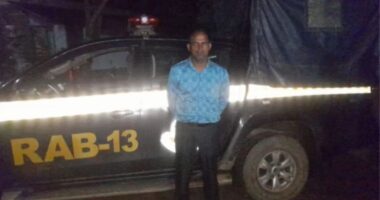 ট্রাক আটকে চাঁদা দাবি, সেনাবাহিনীর হাতে এনসিপি নেতা গ্রেফতার