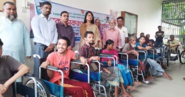 টাঙ্গাইলে প্রতিবন্ধীদের মাঝে সহায়ক উপকরণ বিতরণ