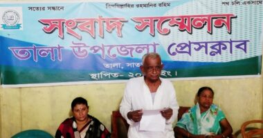 হামলা-হুমকির প্রতিবাদে মুখ খুললেন তুষার কান্তি হরি