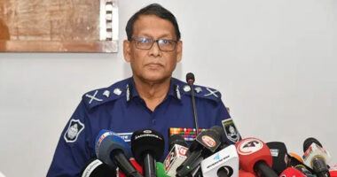 বাংলাদেশের সব সীমান্তের জেলাগুলোকে সতর্ক থাকার নির্দেশ আইজিপির
