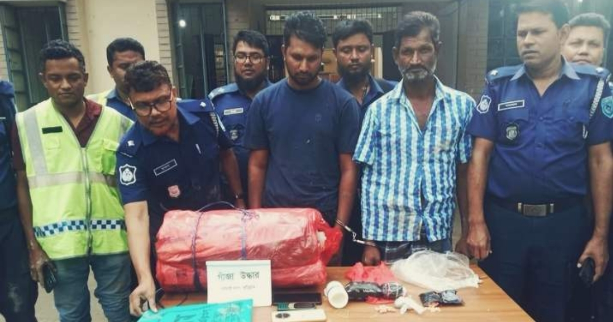 রৌমারীতে মাদক কারবারি আসামি বাবা ছেলে আটক, আসামি ছিনতাইয়ের চেষ্টা